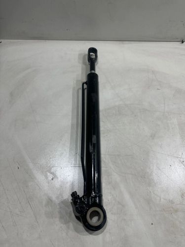Cilindro Basculamento Cabine Volvo Vm 21809714 Original Usado - foto 2