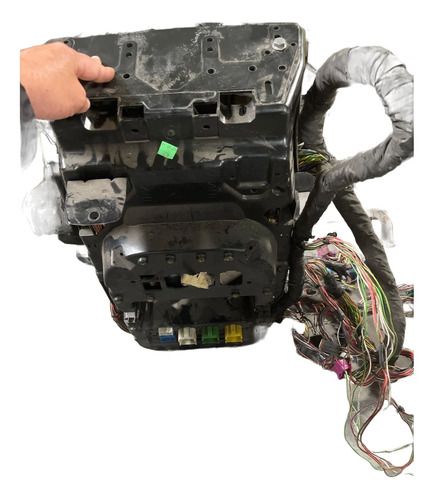 Caixa Fusíveis Chicote Volvo Vm270 Vm290 24066689 - foto 2