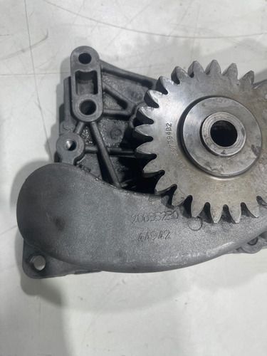 Bomba Óleo Motor Volvo Fm D9 20835230 Original Usada - foto 2