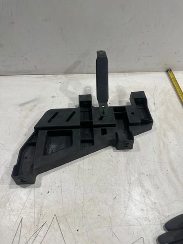 Suporte Defletor Cabine Scania 2209848 Original Usado - foto 4