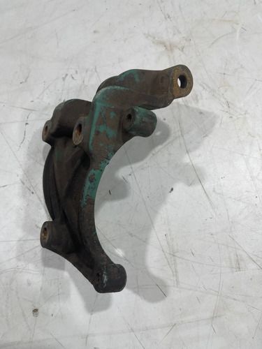 Suporte Do Alternador Volvo Fm - foto 4