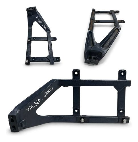 Suporte Bomba Arla Volvo Vm 360 23976937 Original Usado